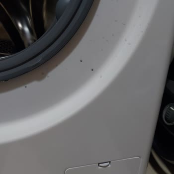 Teknosa LG Boya Kaplamasında Sıkıntı