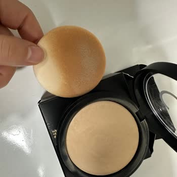 Watsons'tan Aldığım Pudra Turuncu Çıktı