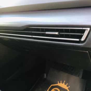 Volkswagen Golf 8 HVAC Grille Issue