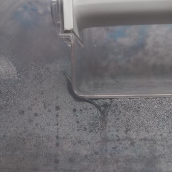 Hoover Kurutma Makinesi Su Haznesi Kendiliğinden Çatladı