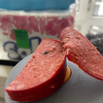 Coşkun Sucuğun İçinden Hayvan Kılı Çıktı