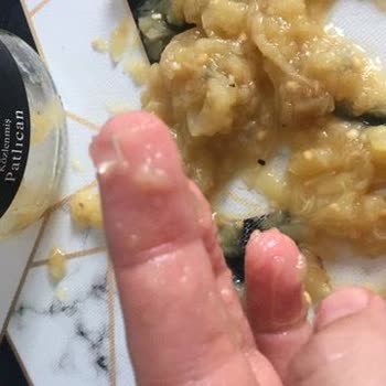 BİM Köz Patlıcan Cam Kırıkları İle Dolu!