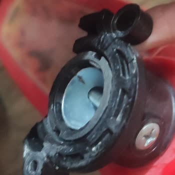 Pilsan Markası Scooter Katlanan Kısmı Kırıldı