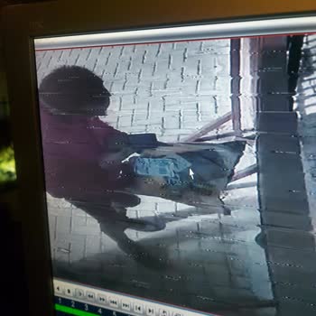 Aras Kargo Sema S*****' In Gönderdiği Pakette EŞOFMAN'ININ Çalınması