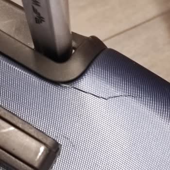 Despite Submitting Claims, Still No Compensation for Damaged Baggage by Air Albania