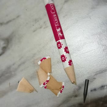Faber-Castell Kalemler Kırık Çıkıyor