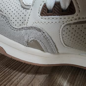 Pull And Bear'ın Kusurlu Ayakkabının Ücretini İade Etmemesi!