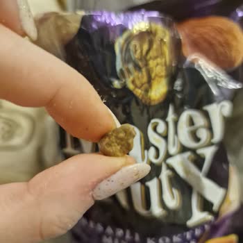 Migros Master Nut Çerezden Taş Çıktı!