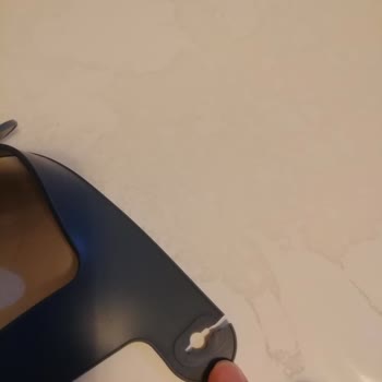 OiOi Oio Önlük İlikleme Yeri Kopması