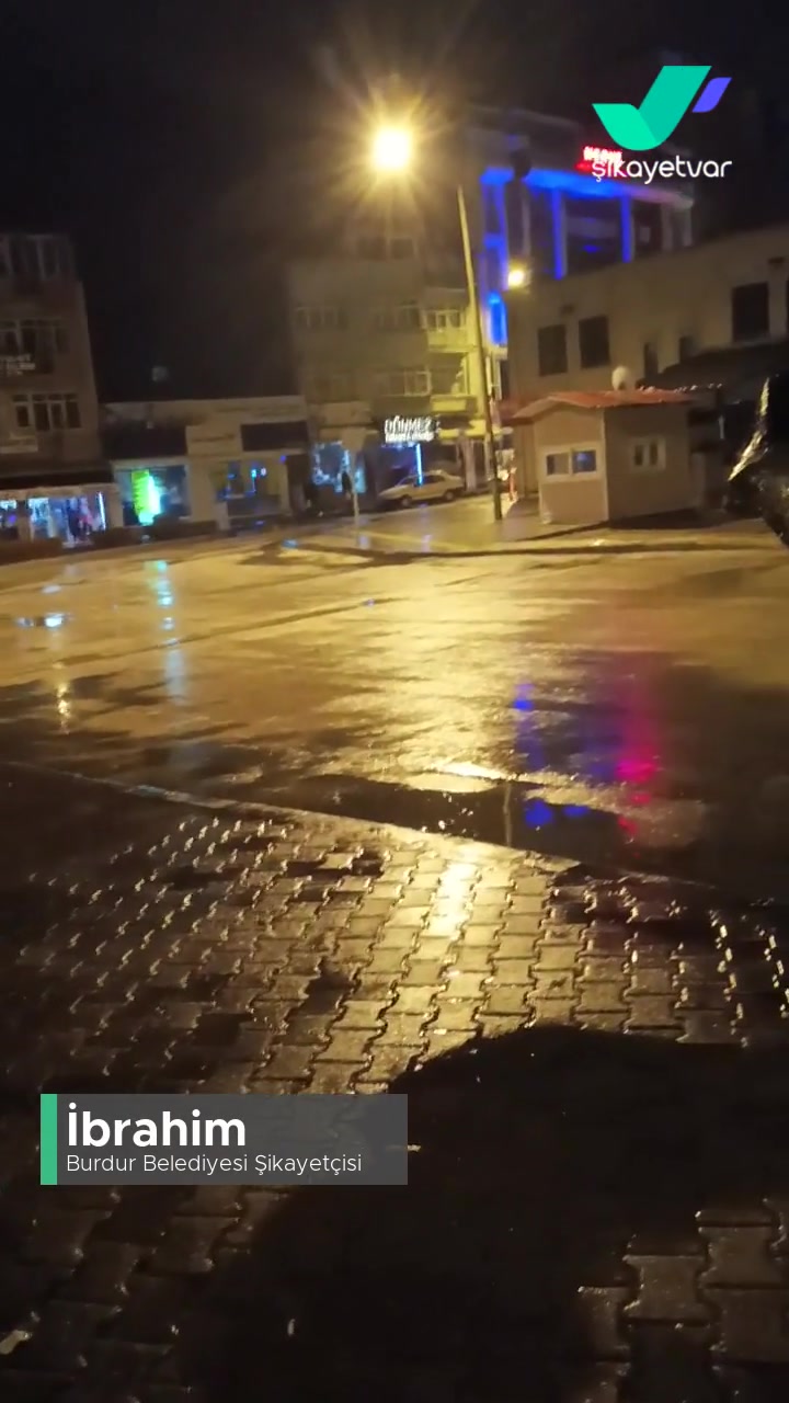 Burdur Belediyesi Otobüslerin Zamanında Gelmemesi videonun kapak resmi