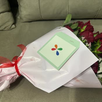 Çiçek Sepeti Sevgililer Günü Alakasız Çiçek Gönderdi