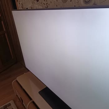 Samsung QLED TV Ekranda Gölgelenme Sorunu