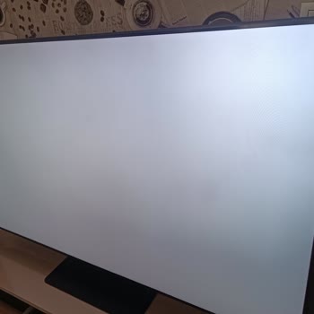 Samsung QLED TV Ekranda Gölgelenme Sorunu