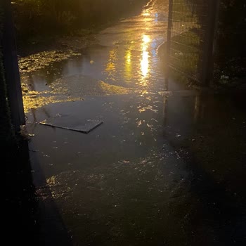 Beyoğlu Belediyesi Piyalepaşa Parkında Yağmur Sonrası Gölet Sorunu