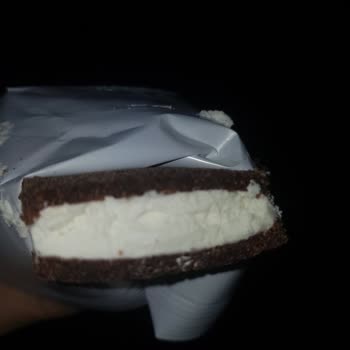 Kinder Süt Dilimin İçinden Kıl Çıkması