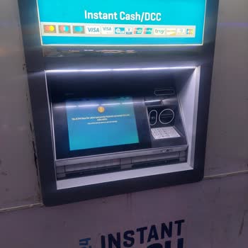 Yapı Kredi Bankası ATM Paramı Yuttu