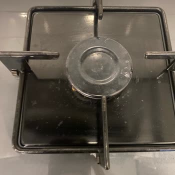 Bosch Marka Set Üstü Ocak Taşında Lekelenmeler Ortaya Çıktı