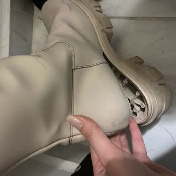 Bambi Ayakkabımın Altı 1 Ayı Dolmadan Açıldı