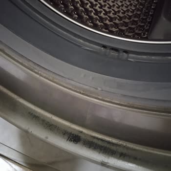 Arçelik Gri Seri Renk Akıtıyor. Kapak Değişmelerinden Bıktım.