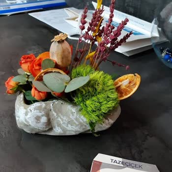 Taze Çiçek (tazecicek.com) Kalitesiz Çiçekler Ve Umursamaz İlgililer