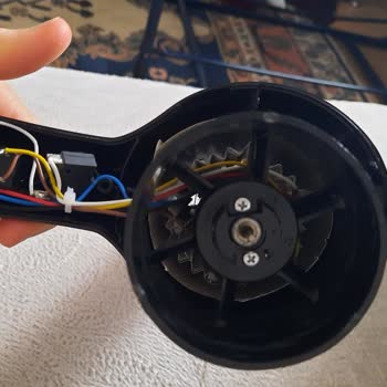 Heifer Saç Kurutma Makinesi Pervanesi Kırıldı