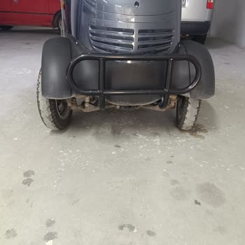 Regal Raptor Lastiklerin İzleri Silindi