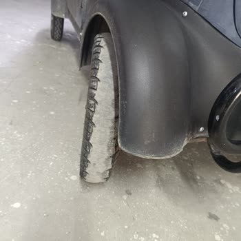 Regal Raptor Lastiklerin İzleri Silindi