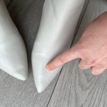 Derimod Henüz İkinci Giyişte Sağ Burun Ucu Kırılan Bot Malzeme Hatası