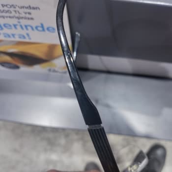 Atasun Optik Kendi Düşen Parçayı Garantiye Sokmuyor
