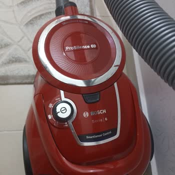 Bosch Marka Toz Torbasız Süpürge Arızası