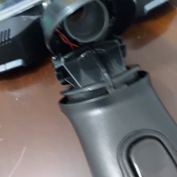 PHILIPS Ev Aletleri Philips XC7040/01 SpeedPro 2 Ayda Başlık İçinden Kırıldı