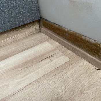İstanbul Başakşehir Keskin İnşaat Binaları Problemli -Sıva Yapmıyorlar