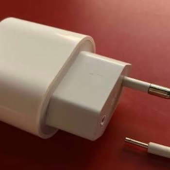 Apple Adaptör Şarj Başlığı