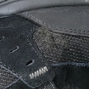 Skechers Üretim Hatalı Ayakkabıya Yıkanmış Sonucu Çıkarttı!