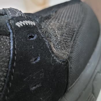 Skechers Üretim Hatalı Ayakkabıya Yıkanmış Sonucu Çıkarttı!