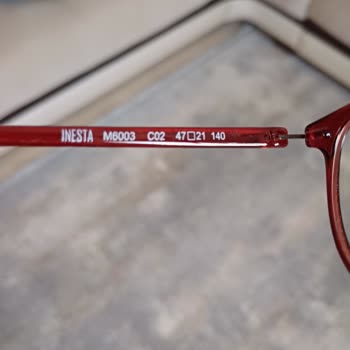 Blurred Vision with Atasun Optik Colormatic Lenses