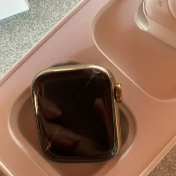 Apple Watch Ön Cam Çatlağı KVK Tarafından Yapılamadı