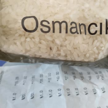 A101 Pirinç İçinden Çıkan Böcek!