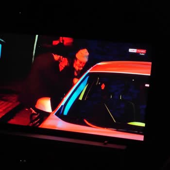 Philips TV Ekranda Çıkan Mavi Çizgiler