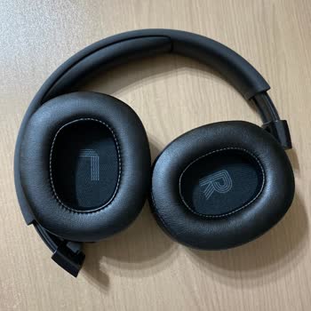 JBL 720bt Kulaklık Plastik Sesi Sorunu
