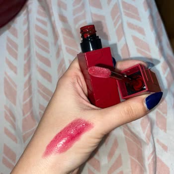 Maybelline New York Kalıcılığı Azalan Ve Rengi Değişen Ruj Sorunu