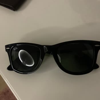 Atasun Optik Yeni Diyerek Teşhir Ürün Satıyor