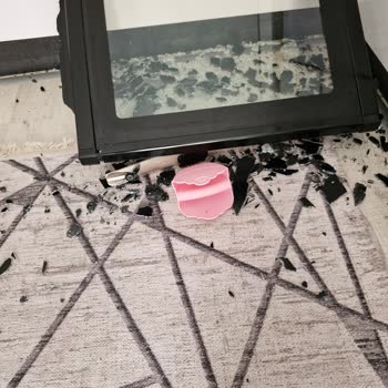 Silverline Fırın Cami Kırıldı İlgilenmiyorlar