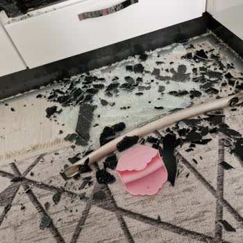 Silverline Fırın Cami Kırıldı İlgilenmiyorlar