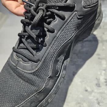 FLO Mağaza Reebok Marka Ayakkabı Şikayet