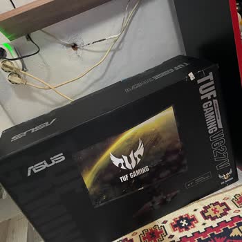 Trendyol Asus PC Monitör Ekranı Ölü Pikselli Çıktı