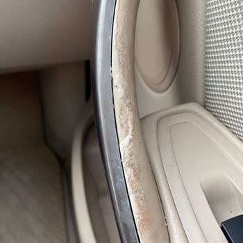 BMW Kronik Sorununu Olan Kapı Kolu İçi Erimesi