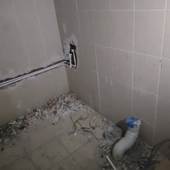 BZN Yapı Market (Adana) Ev Tadilatını Yapmadılar Paramı Da Geri Vermiyorlar.