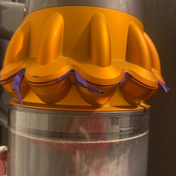 Dyson Batarya Contası Soyulma Kopma