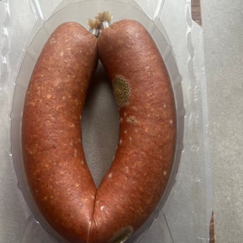 BİM Marketten Alınan Bozuk Sucuk Ürünü Ve İade Sorunu